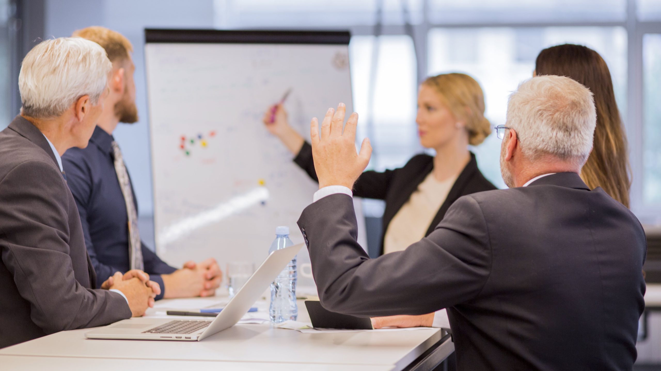 15 Presentation Tips to Captivate and Engage Your Audience
